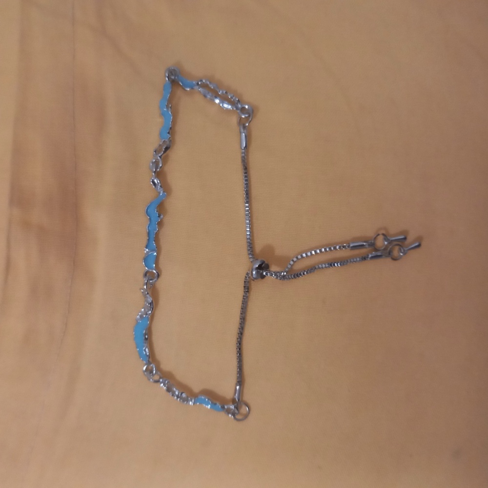Elegant Silver Chain Bracelet